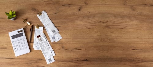 <a href="/Ombudsmantweets/">The Ombuds Group</a> and <a href="/RailOmbudsman/">Rail Ombudsman</a>
are featured in <a href="/thisismoney/">This is Money</a> today, in an article by consumer lawyer <a href="/deandunham/">Lawyer Dean Dunham</a> around Christmas refunds.  

📰 lnkd.in/ewbP8dSm

#RailOmbudsman #FHIO #ADR #DeanDunham #refunds #receipts #ThisIsMoney #mailonline #trains