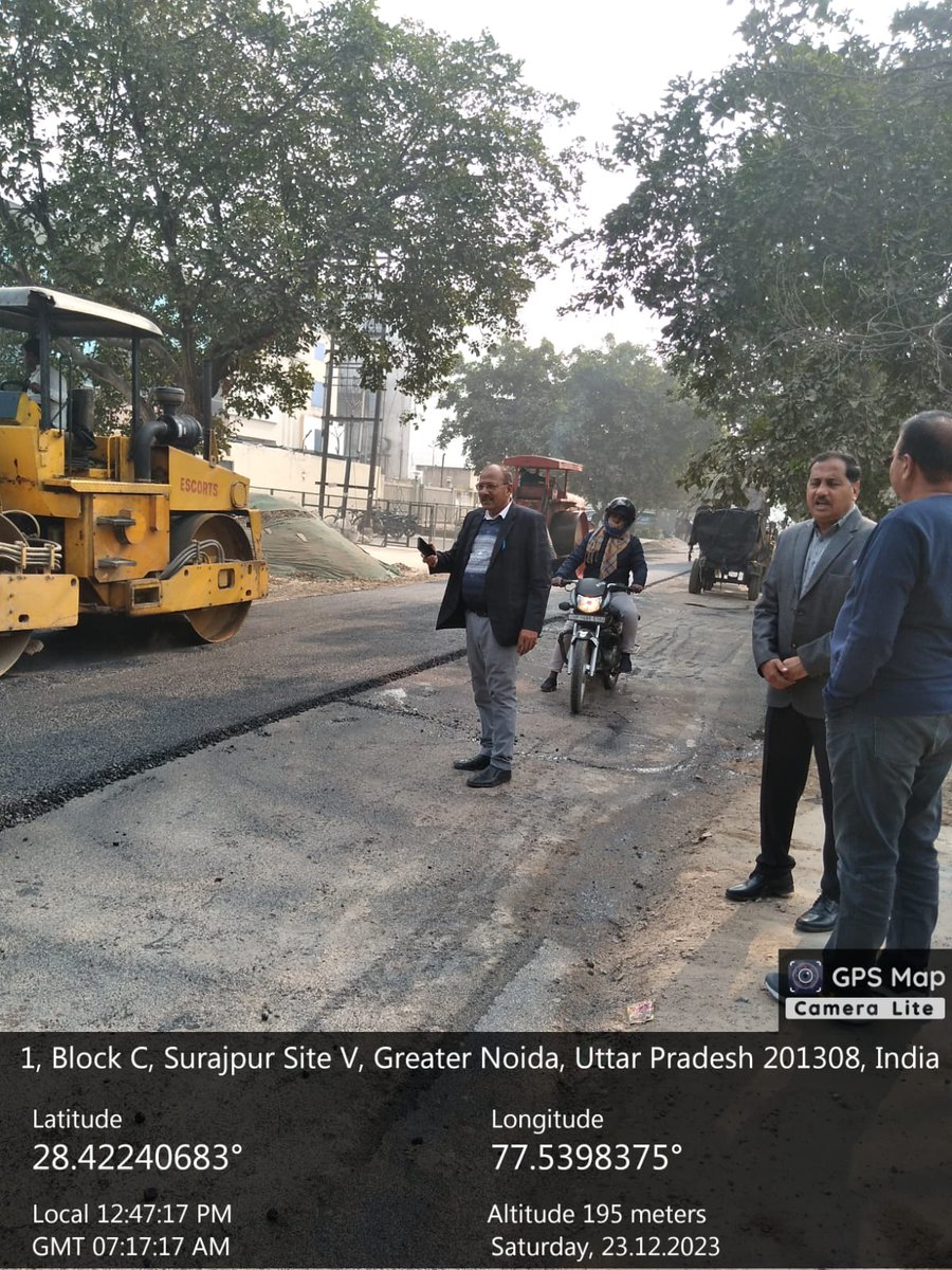 UPSIDA's tweet photo. Building Roads, Connecting Ways!

Road Construction is in progress at UPSIDA industrial area, EPIP Kasna. Ensuring improved connectivity and convenience for the local community.

#UPSIDA #UttarPradesh #industrial_development #industrial_area #roadconstruction