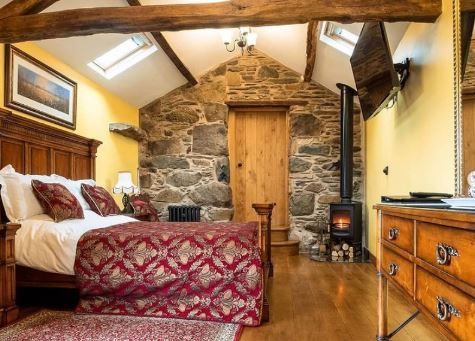 TheBBDirectory's tweet photo. โค๏ธ "Such a great find. Had a lovely welcome from the owner. Accommodation was beautiful, had everything you needed, perfect!" โค๏ธ
https://t.co/p8UqG4AlRt
#Holiday #GuestReview #SelfCatering #Luxurious #Explore #CountrysideEscape #LakeDistrict #Whitbeck #Cumbria @TheWaysideUK https://t.co/852ugrWy0Q