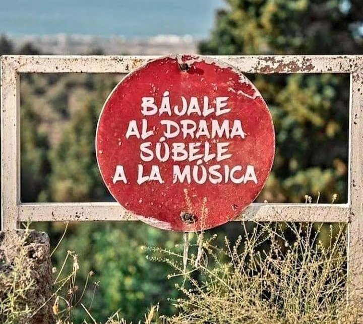 lechuumorais1's tweet photo. Buen miércoles 👇💯🎶🧉🌞🌈🫂💋🫶💫✨️ https://t.co/byQm2sftzu