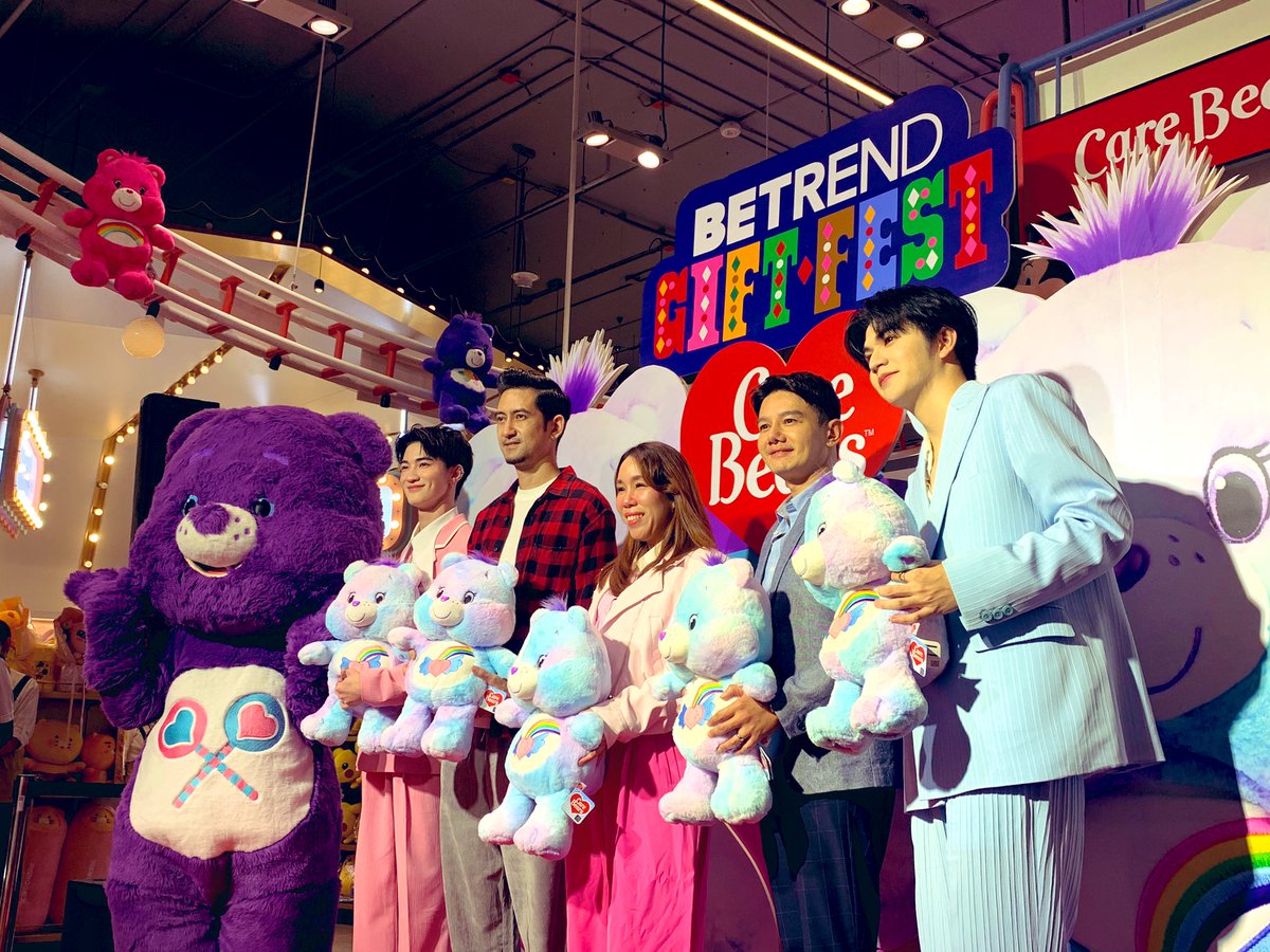 น่ารักทั้งคนทั้งตุ๊กตา 🧸
#boom_nathapat
#bbjs