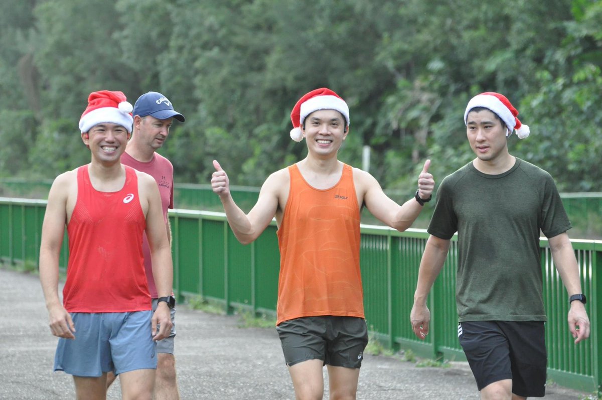 📣 COMPLETELY RANDOM FACT 🚨
Did you know that 18,444 parkrunners celebrate their birthday on Christmas Day? 🎄☃️
Are you one of them? Comment below and let us know 👇

#parkrunfamily #loveparkrun #parkruncommunity #parkrunforeveryone #parkrunyourway #walkrunvolunteer
