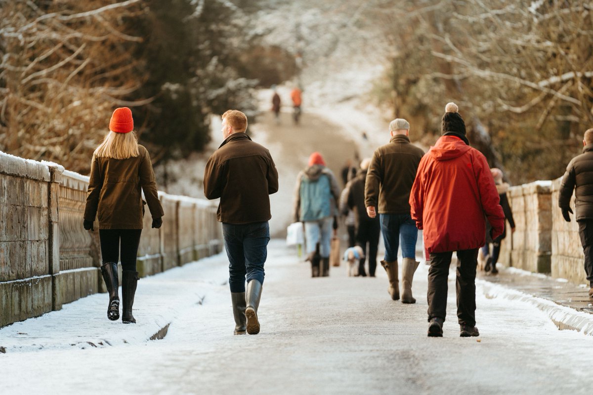 Fancy some fresh air after Christmas? ❄️ Explore the riverbanks surrounding the cathedral, and warm up with a hot drink from the Undercroft Cafe ☕️