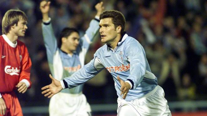 RadioMARCA's tweet photo. 🎂 Soplamos las velas con un mito del @RCCelta en el #ProgramaDeOrtega
🩵🩵Vladimir Gudelj, delegado del Celta de Vigo
🗣️"Vigo me acogió muy bien, estoy muy feliz aquí"
🗣️"Este año va a haber mucha pelea por no descender para el Celta"
📻https://t.co/ilgsizICkr https://t.co/1ICU76e4U3