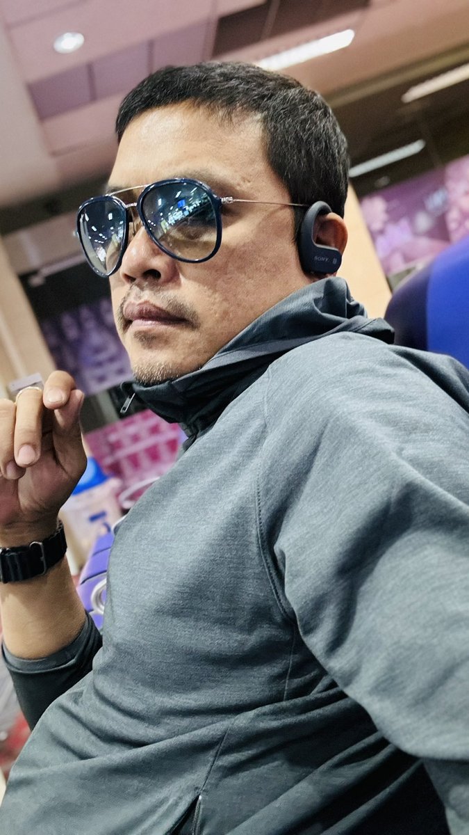 sadsit4598's tweet photo. อุดรแค่ปากซอย https://t.co/yNll6xeHza