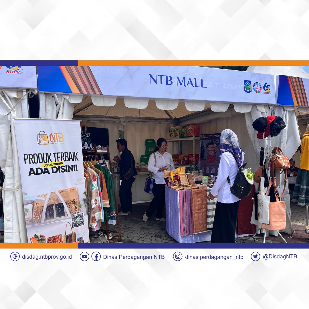 Disperindag_NTB's tweet image. EXPO NTB Maju Melaju, Dinas Perdagangan NTB Hadirkan NTB Mall dan UMKM Binaannya

selengkapnya instagram.com/p/C1WqdUJvhdA/…

#ExpoNTBMajuMelaju #RPJPD #Bappeda #BazarUMKM #UMKMNTB #NTBMall #DisdagNTB
