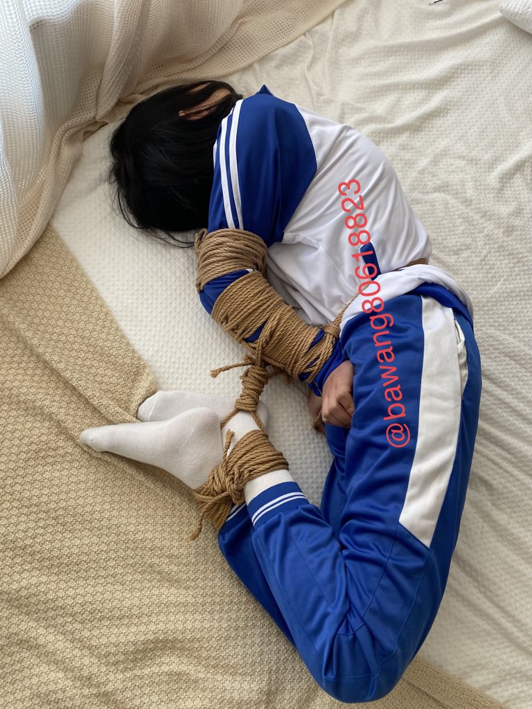 bawang80618823's tweet photo. 学生装yyds
当然也是我技术好😜
软妹子@lianshenjin629 （系列一） https://t.co/8WfStaLXy9
