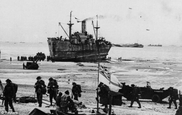 OnthisdayRN's tweet photo. #OnThisDay 80 yrs ago in 1944 #DDay Operation Neptune landed 156,000 Allied troops on 5 beaches in Normandy as part of the invasion of Europe. 6833 ships used including 5,300 warships and landing craft, 78% of which are British under @RoyalNavy Planned by Admiral Ramsay https://t.co/dXlN6h1Doj