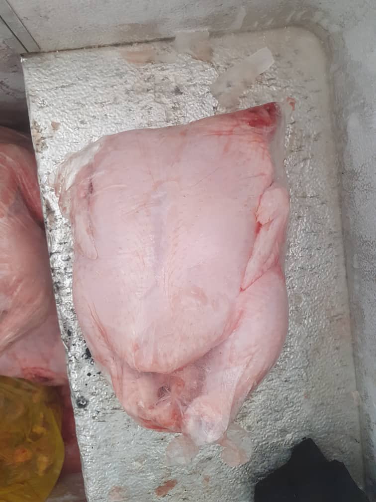 Daisy_K_M's tweet photo. Live and Dressed Chickens readily available K110.00 Location Lusaka  Please call +260 97 7228832 https://t.co/zpDBOGC9qh
