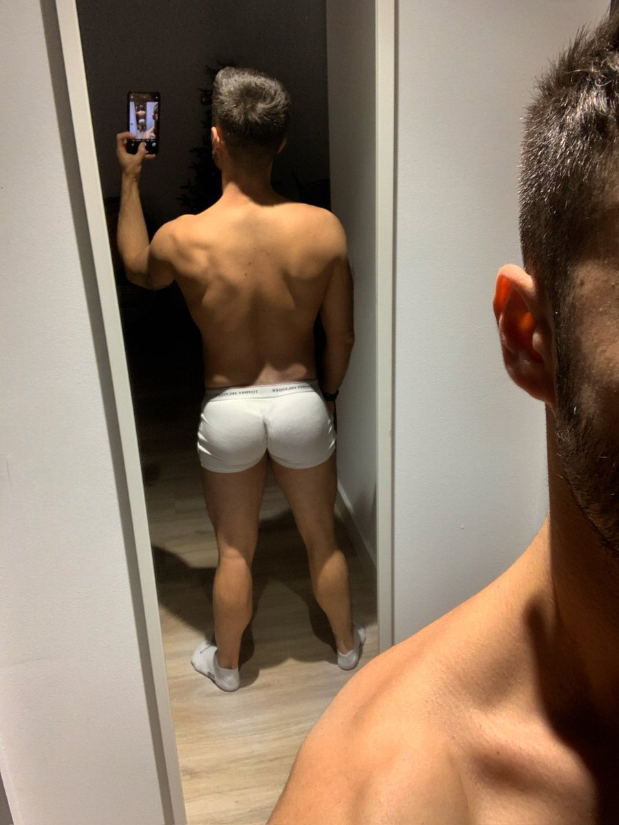 Buenos días !! Dale ❤️ o rt 🔁 para mas videos 😈😈😈
#probador #sexogay #pronogay #cruising #pollon #culazo #corrida #morbopúblico #follada
#GayHot  #gaymadrid #onlyfansgay