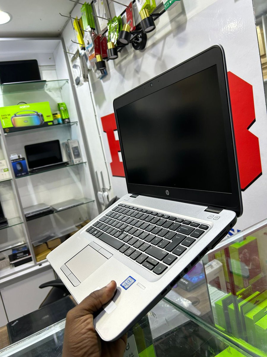 Shann_099's tweet photo. Wait,Yaani Apa ukiwa na 27,500KES unapata hii  HP Elitebook  840 Gen 6 Mazee ebu surprise nae mtu wako before Mruke mwaka specs zake ni Kama hizi👇

Comes with an  Intel  core i5 Processor
〽️Speed:2.5Ghz with Intel Hd graphics
〽️Storage:8GB  Ram/256GB ssd
With free wireless mouse

Just call📞0717040531 NOW!! Or dm @ECB001 

Location: Ni Nairobi Biashara street near Equity Bank remember all deliveries are done country wide

#TenHagOut Tanzania Muringa Mirema Nkunku Kawira Mwangaza Mpesa Charline Ruto