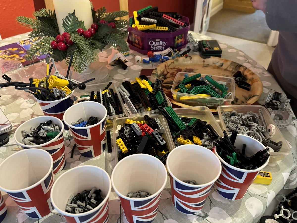 Aden Earnshaw tweet media