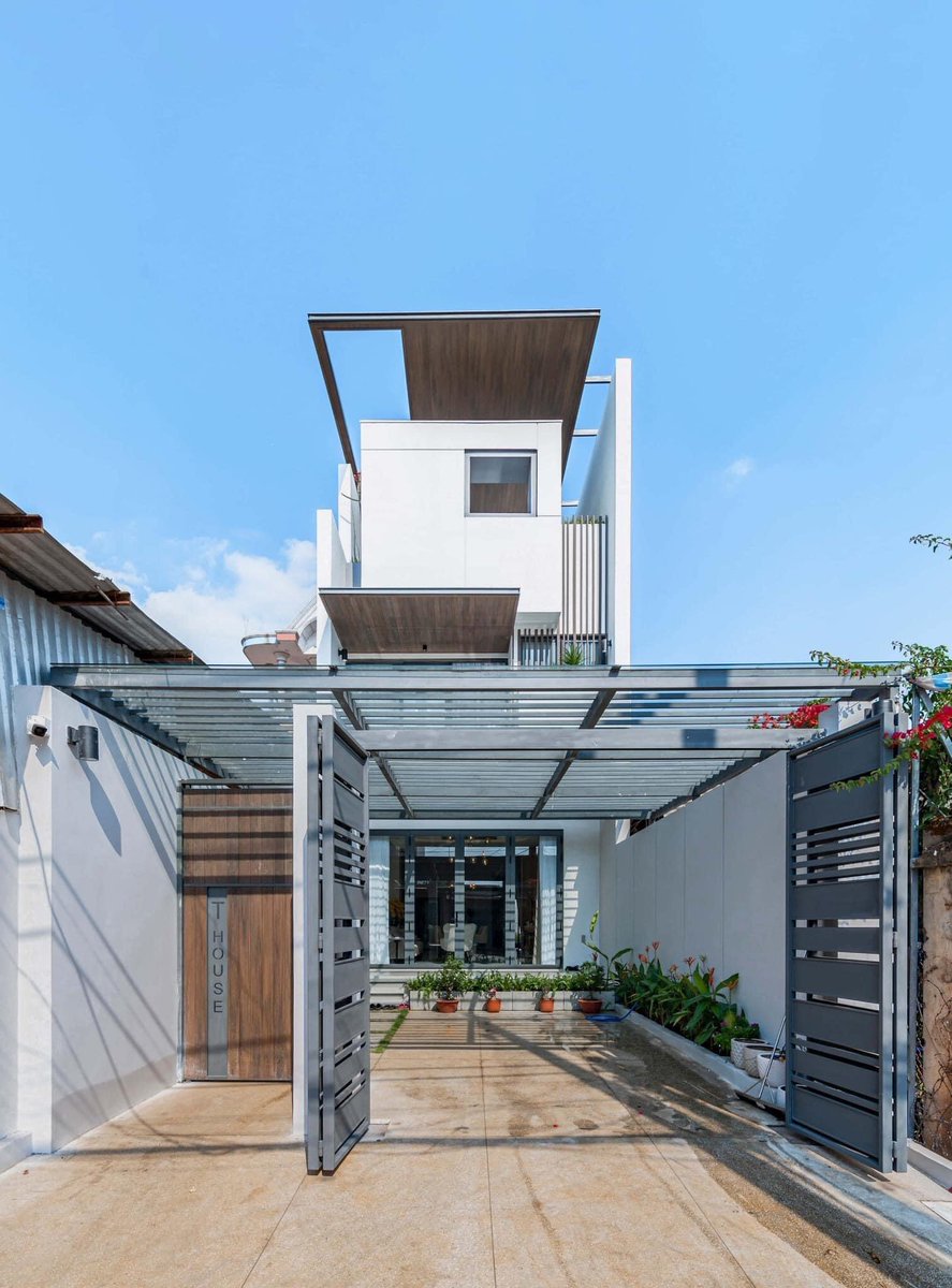 Houseideas96's tweet photo. NHÀ ĐẸP CHO BẠN 🏡🏡
Mẫu nhà với không gian sinh hoạt chung rộng rãi, kết nối gia đình.
Không gian thoáng đãng, nhiều góc đón nắng cực chill
#Nicehouse
#Nhadep https://t.co/8rtq1zrWz8