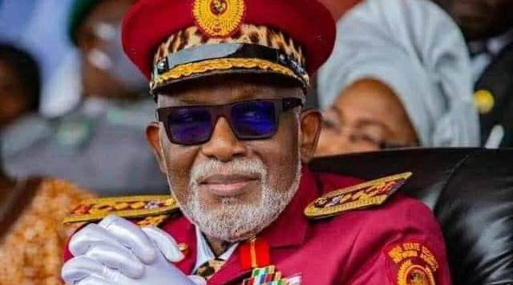 GRVlagos's tweet photo. The passing of H.E Akeredolu is extremely saddening. When people across his state were being massacred, he did not ask “where are the cows,” nor did he play politics with the safety of his people. He championed the formation of Amotekun, and today, the people of the region are grateful for his courage. 
I will remember him for his courage, for standing up for his people and for providing leadership when it mattered the most.
May his soul rest in perfect peace.