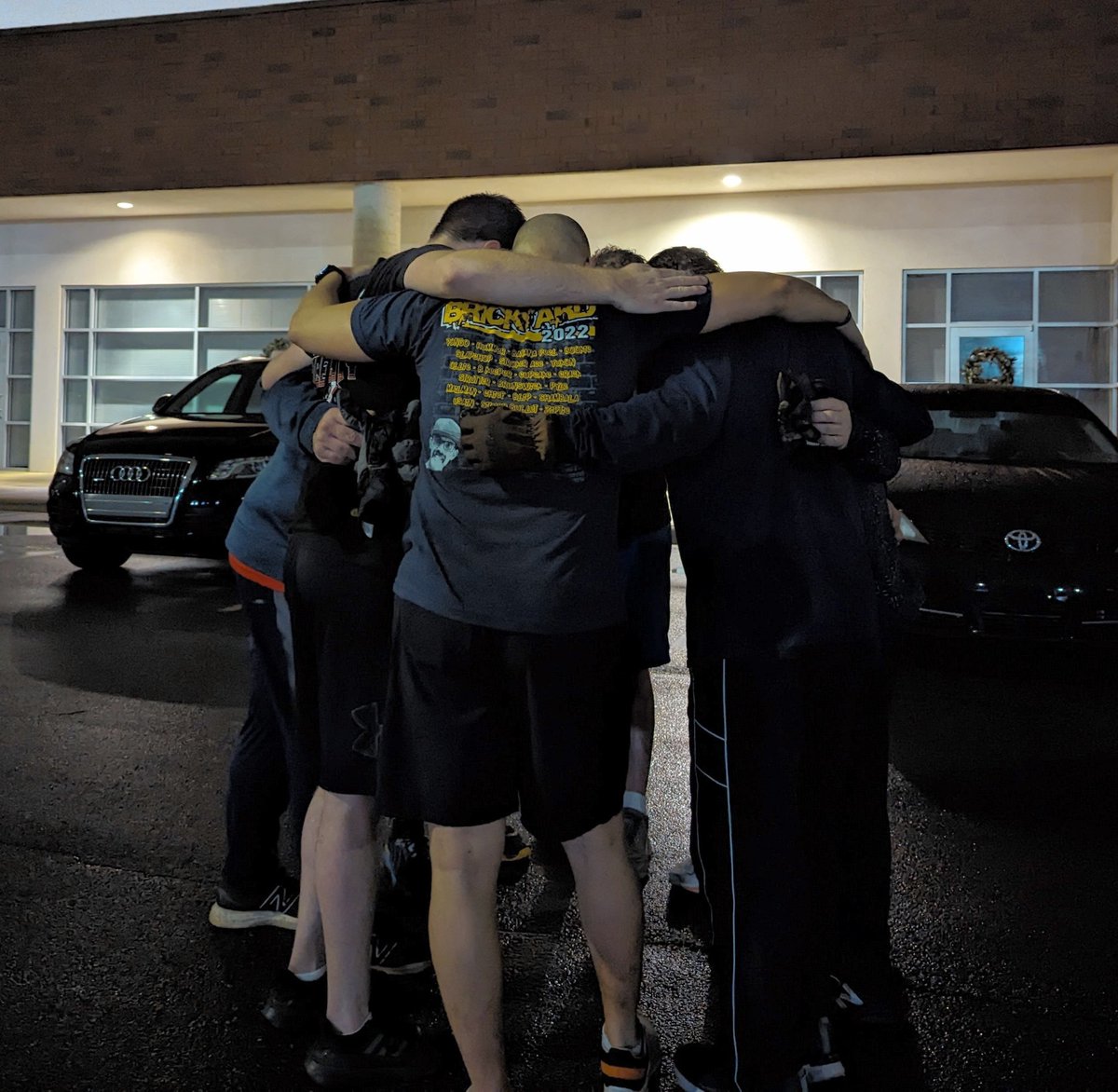 7x PAX for the #AO_Brickyard and 1x PAX running solo for #AO_ColdStart. Chilly, wet and still had a good Beatdown. So, what are you waiting on - join us in the gloom @F3Nation @MooresvilleNC