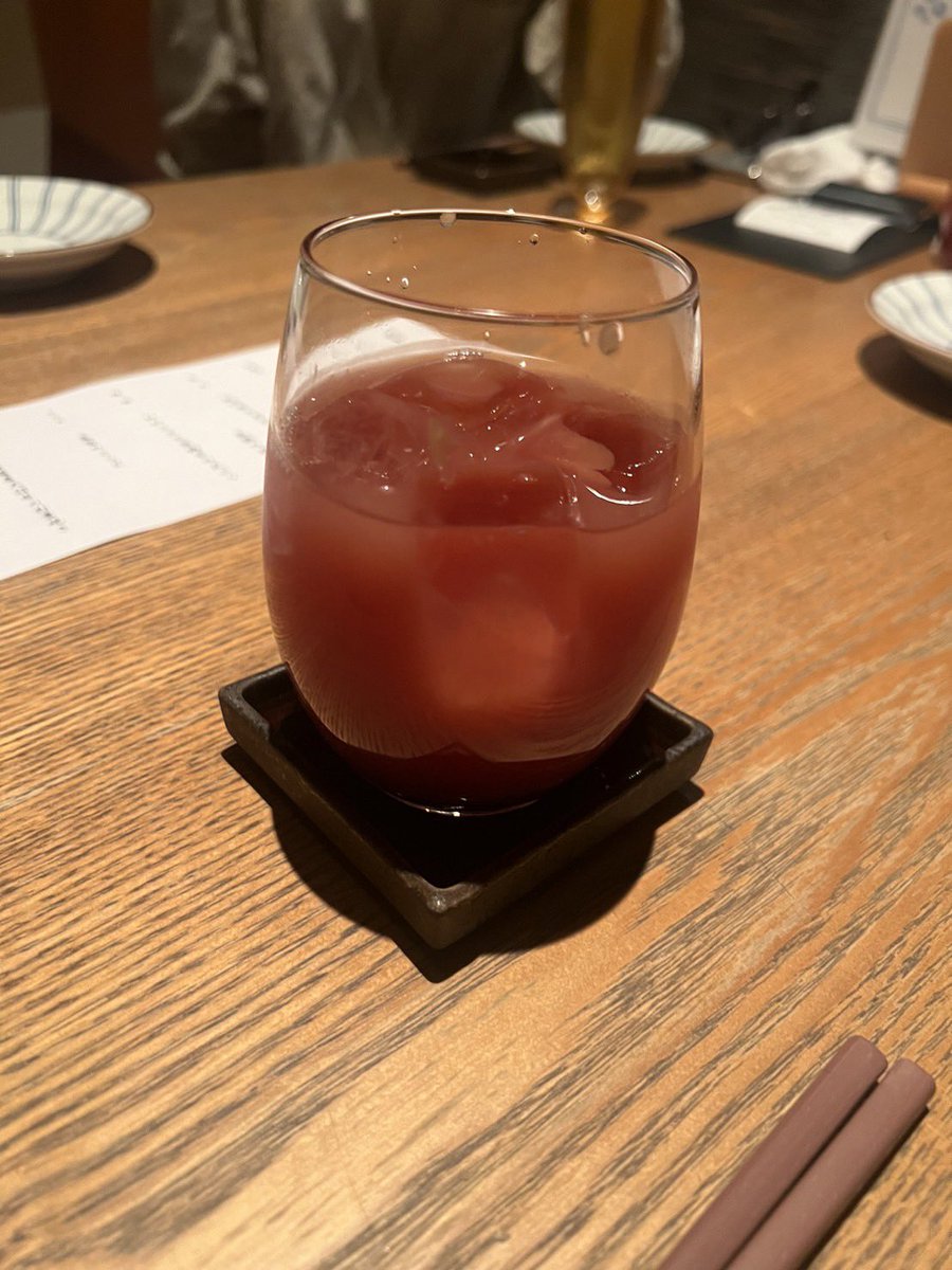marble_livelife's tweet photo. うめてんてーが、、、

打ち上げ早々、
お刺身用の醤油皿を、
コースターと間違ったのは
内緒です。。。🤫 w w w

(醤油皿には、並々
醤油が入ってました。)

#7colorsworld #marble2023 https://t.co/jb9NTTmbS4
