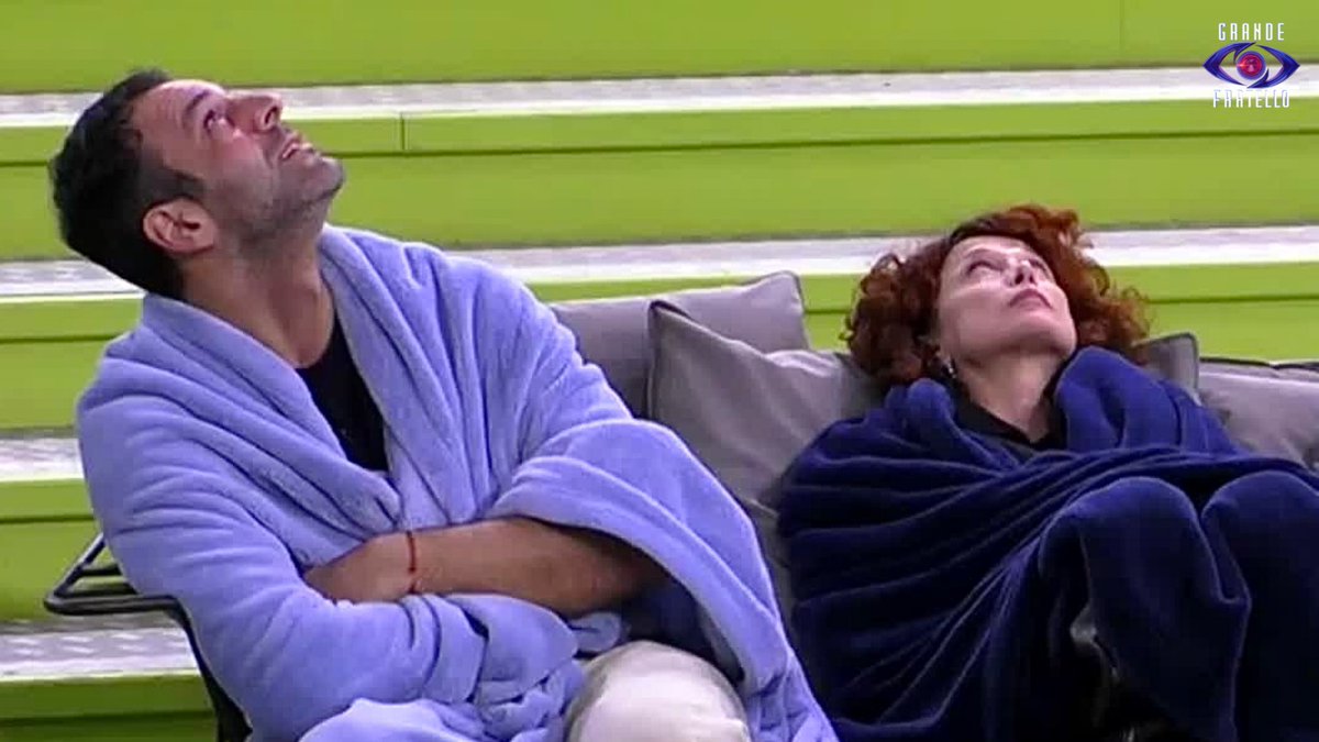 GrandeFratello tweet picture
