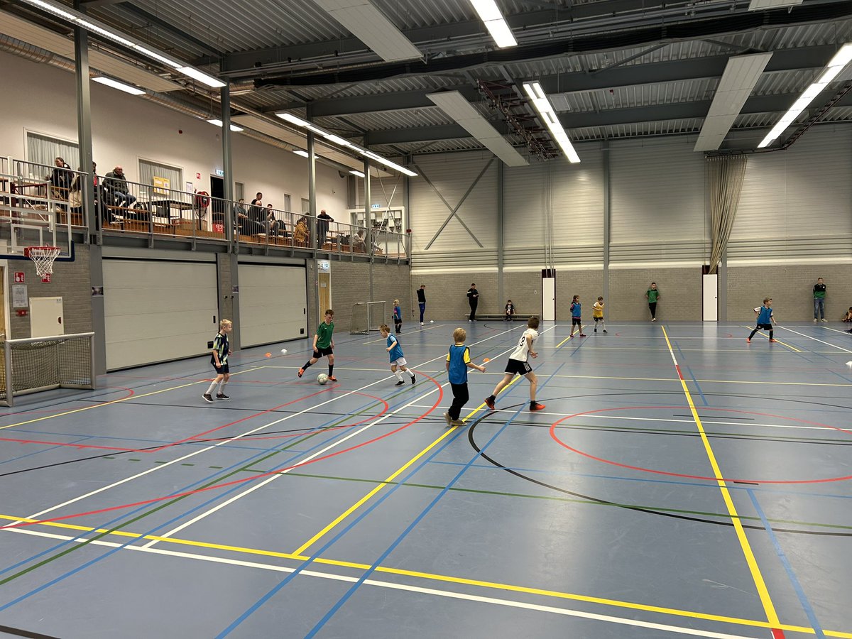 Kerstoernooien bij <a href="/svtharde/">S.V. 't Harde</a> in volle gang! #toernooibaasje