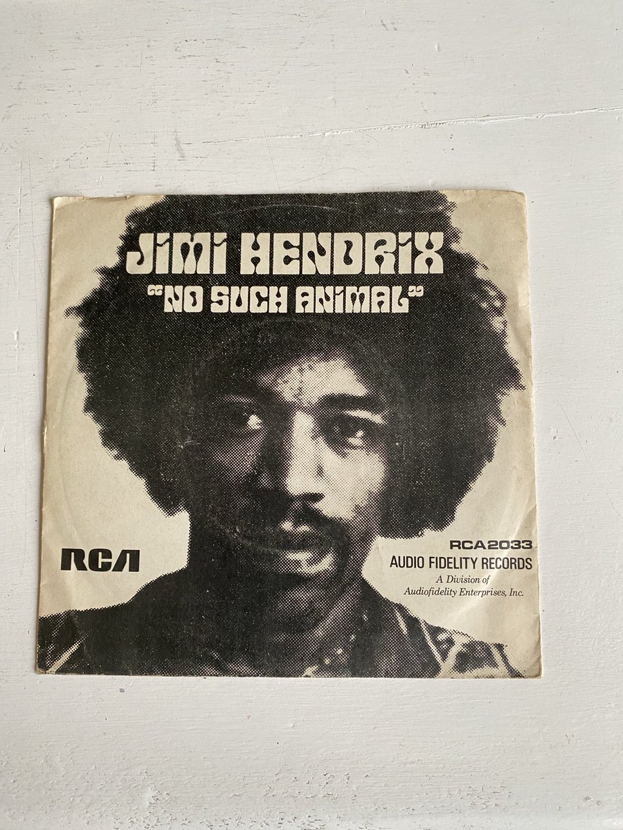 TheQuietBusker's tweet image. Sorting out old stuff, found some singles - this was one. ⁦@JimiHendrix⁩ #jimihendrix #nosuchanimal #oldsingles ⁦@RCARecords⁩