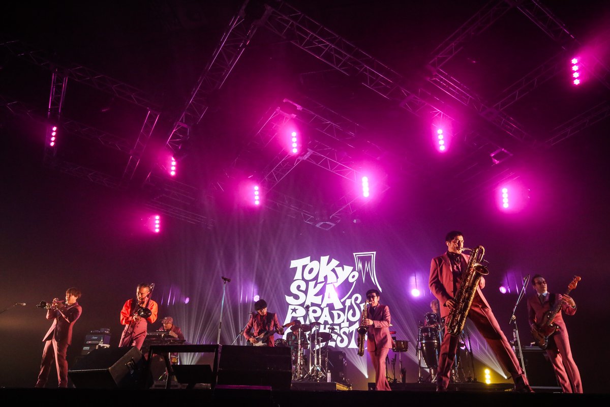 FM802RADIOCRAZY's tweet photo. #FM802 ROCK FESTIVAL RADIO CRAZY 2023

12月27日(水) L-STAGE #東京スカパラダイスオーケストラ が登場⚡️
#緑黄色社会 長屋晴子、#10FEET TAKUMAとのコラボも🎵

イベントの様子は2/12(月)18:00-27:00
#レディクレ 特番にて一部O.A.します📻
#スカパラ @tokyoskaj

photo by 田浦ボン https://t.co/WxFjaEwySJ
