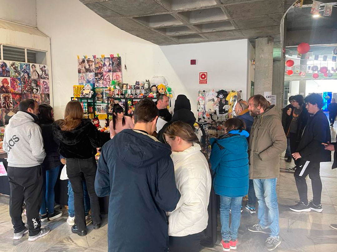 EventosBWG's tweet photo. Tenemos una semana cargada de eventos en BWG.

Estamos encantados con el buen ambiente que se vive en @JapanTourES Zafra.

Recuerda que estamos hoy y mañana de 12:00 a 21:00 en el Pabellón Central del Recinto Ferial.

https://t.co/Kfd3i7xLqZ

@AytoZafra https://t.co/bILHA0gS3u