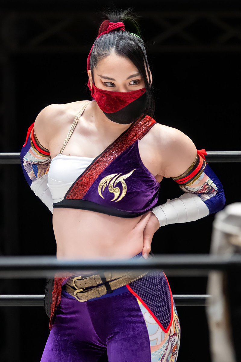 「ベルト興味ないのかと思ってた」って昔から言われてて。
否定はしなかったけど、ちょっと言い直すね。

「チャンピオン役」とか「エース役」とかには興味ないよ。

自分の力で取れるベルトなら、アクトレスリングのベルトなら、興味ある。
今の私にとっては1番魅力のあるベルト。