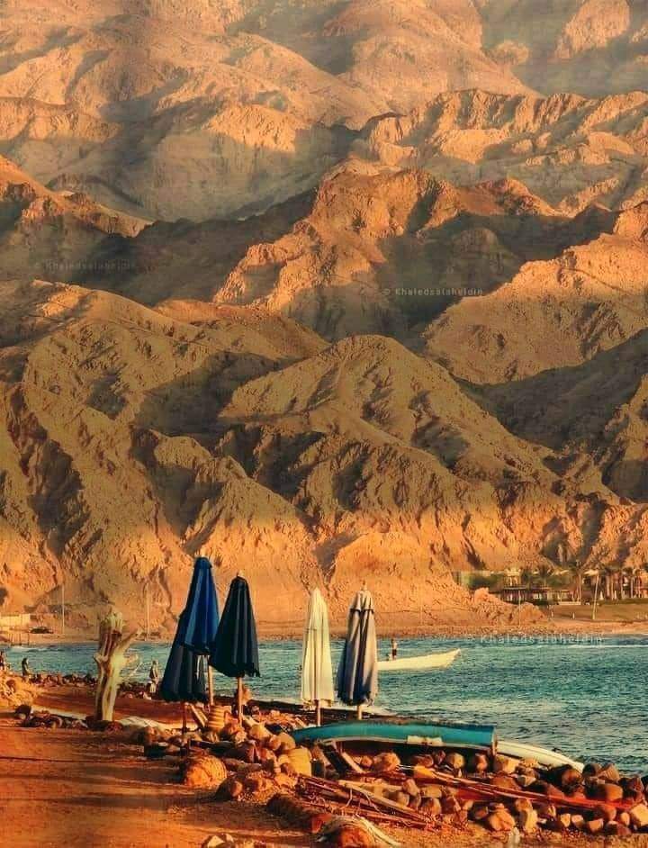 أرض الفيروز 😍
Dahab , Sinai , Egypt 🇪🇬

#مصر_يا_أم_الدنيا
#مصر
#تحيامصر
#مصر_العظمي
#Egypt
#CometoEgypt
#visit_egypt