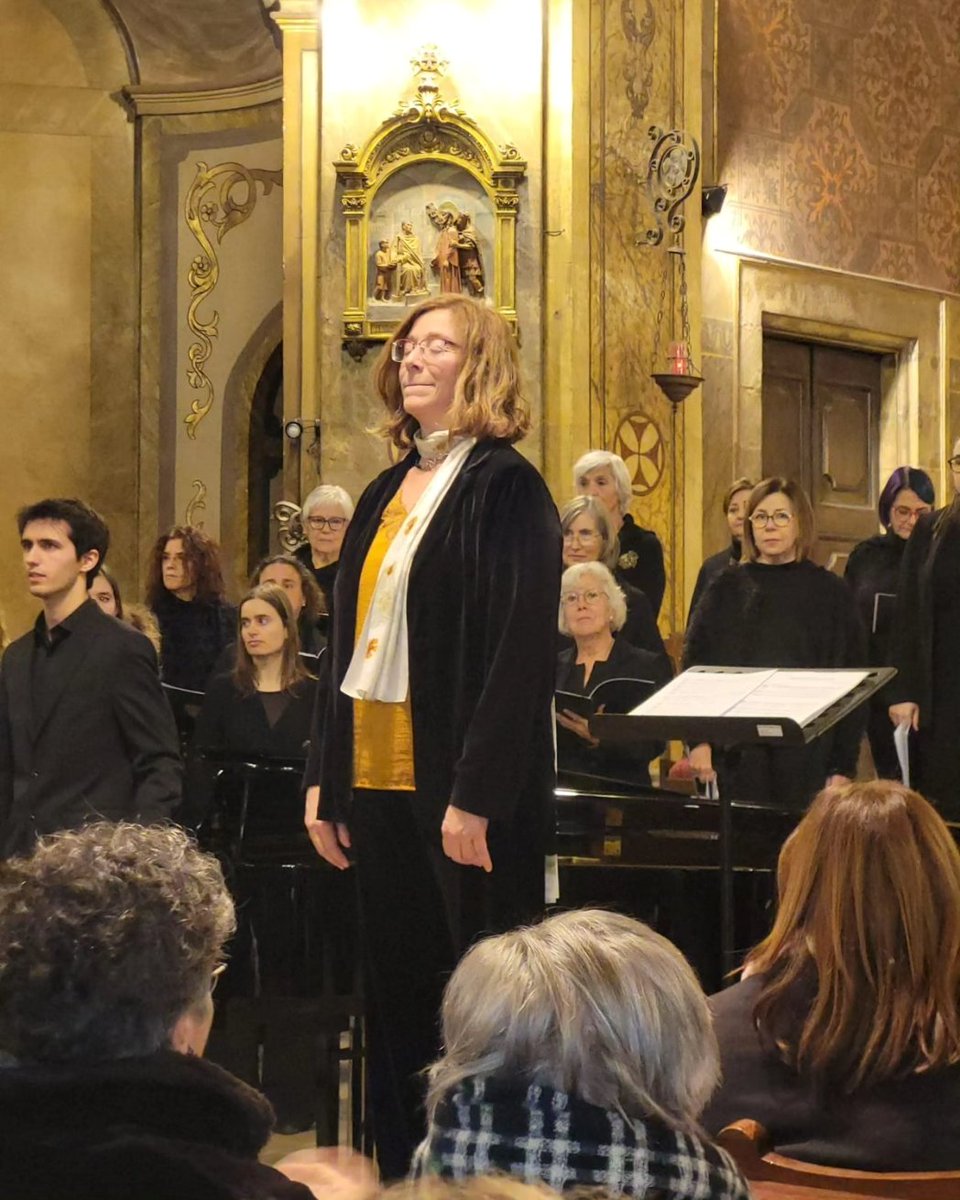 masies_voltrega's tweet photo. Dissabte 23 desembre vam donar per tancats actes #MareDéuGleva cent anys coronada amb #ConcertNadal #OrfeóVigatà al #Santuari

 L'Orfeó Vigatà va encisar persones assistents que van gaudir de A Ceremony of Carols i Nadales tradicionals

#lesMasiesdeVoltregà #CulturaLMV #NadalLMV https://t.co/YTlRavcKxC