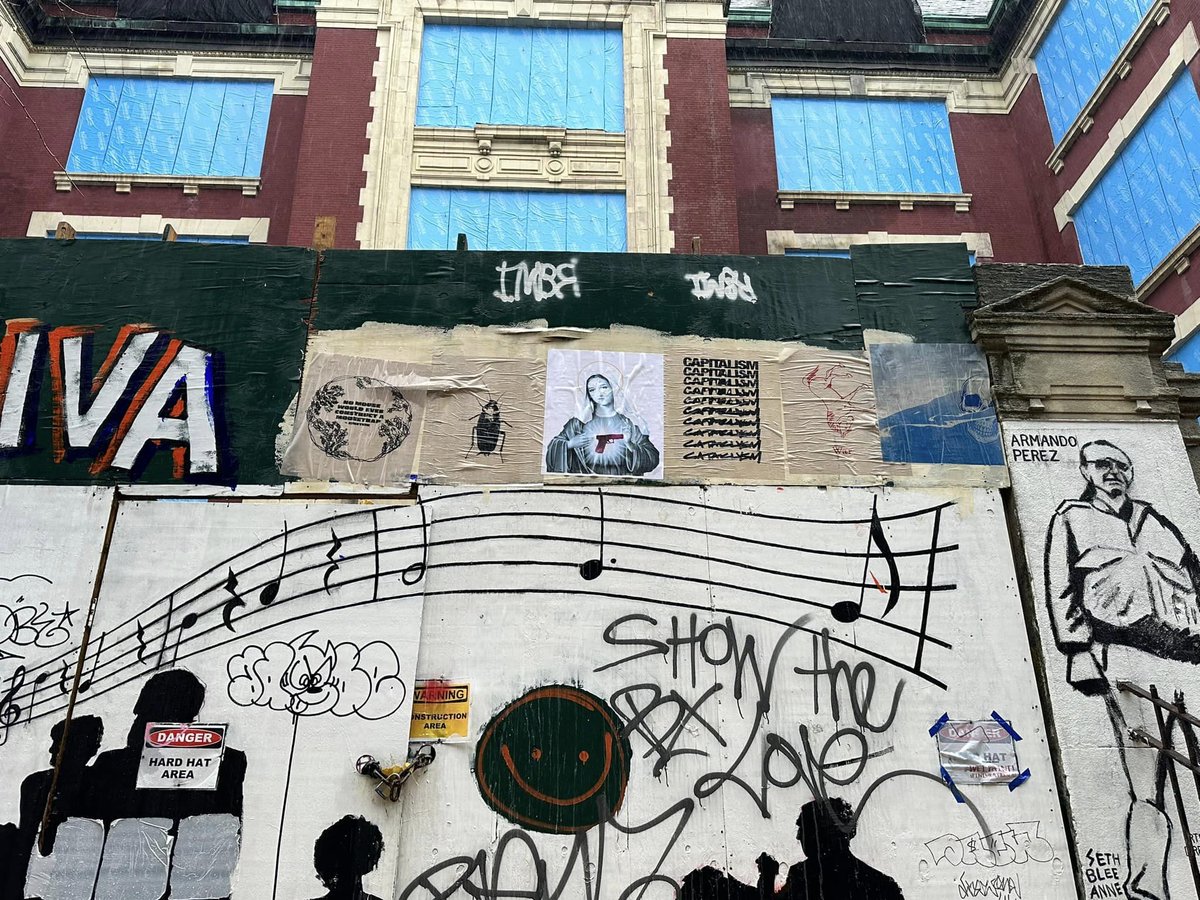 SVAContinued's tweet image. 👁️‍🗨️ ⚠️ Keep an eye out for posters from Andrew Castrucci's Silkscreen and Street Graphics course on your daily commute.

To sign up for the next session, search this course code on sva.edu/ce — FIC-2865-A

#silkscreencourse #streetgraphics #silkscreen #printmaking