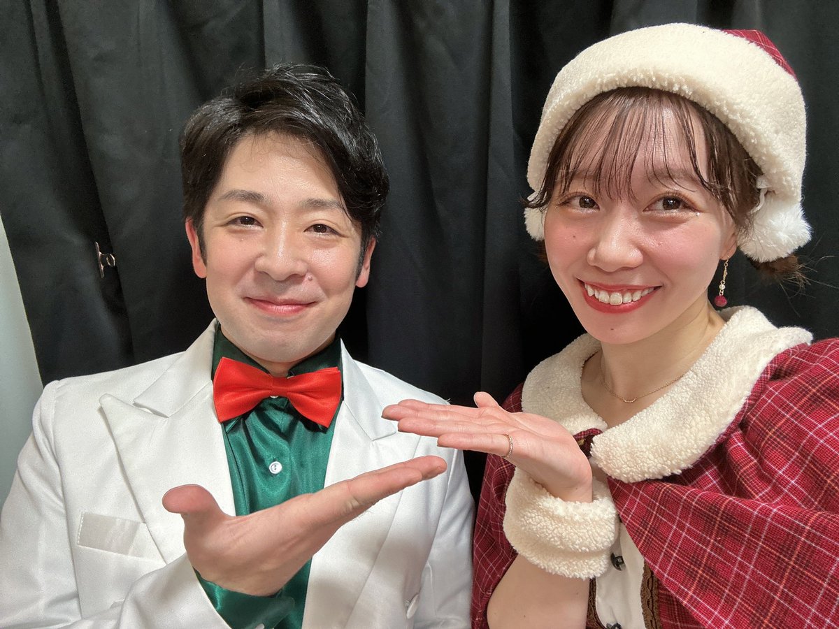 asa_min121's tweet photo. 約7年ぶりくらいに
純也さんと共演させていただきました🌼

当時、まだ右も左もわからぬ
ぺーぺーの私でしたが
デュエットをさせていただけたのは
今でも鮮明に覚えてます..🫧

多方面でご活躍されているお話を聞いたり
とっても刺激になりました🎄
舞台ってやっぱりいいなぁ🥹 https://t.co/94BKDcUx7d
