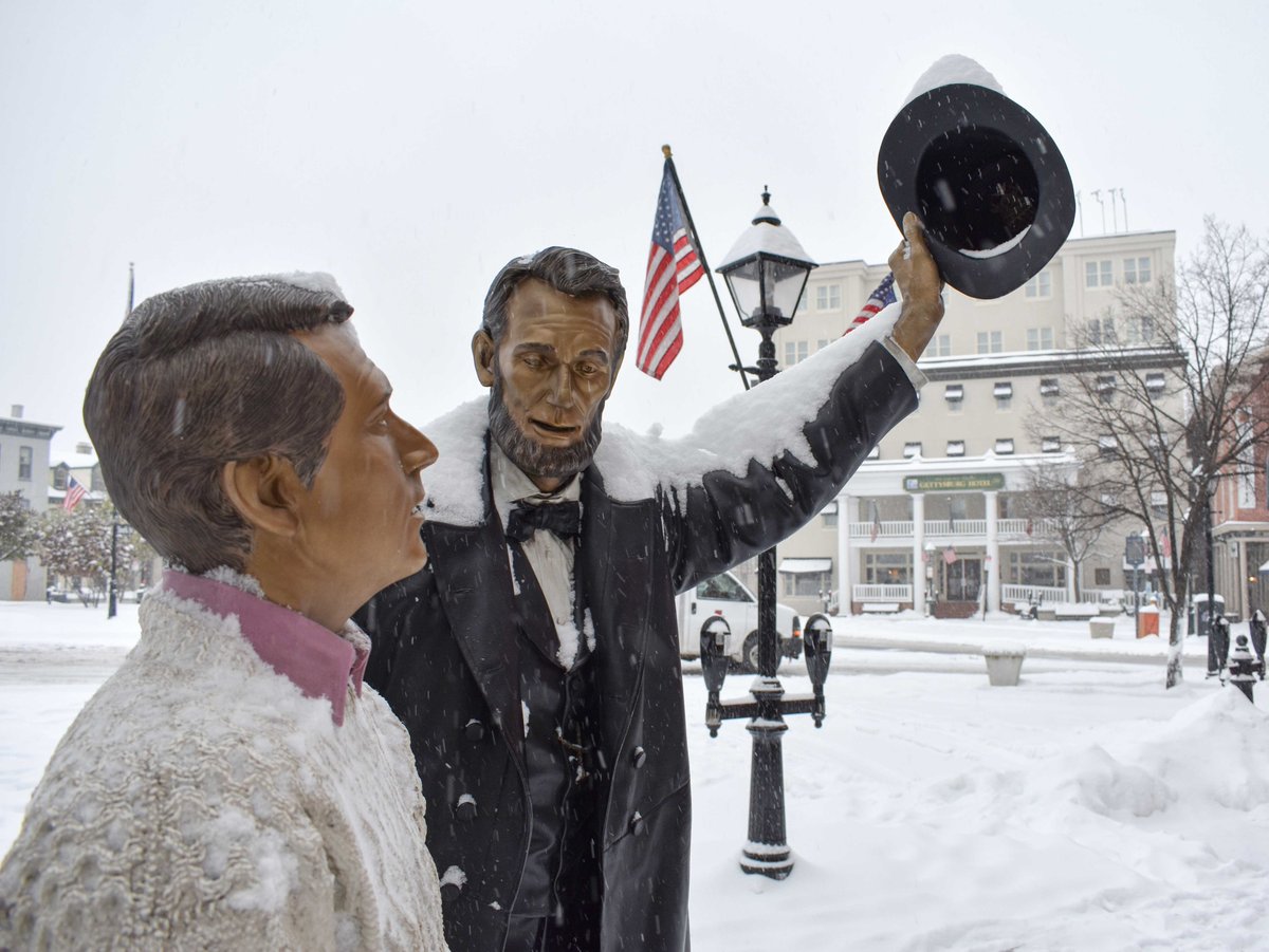 TrvlTasteTour's tweet photo. Winter in Gettysburg is magical! βοΈ Experience history coming alive in vibrant fashion. Ideal for exploring our unique history, enduring charm, endless recreational fun, and mouth-watering foodie experiences! #GettysburgWinter #HistoricCharm #FunRecreation #FoodieHeaven ποΈπ½οΈβ https://t.co/LvKueyg3Kc