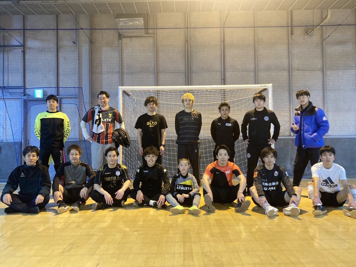 ssfc34's tweet photo. 12/30(土)
サムナイト
19:00〜21:00
フットサルスタジアム蹴
観戦費1人300円
プロ選手や元プロ選手が集まって楽しく試合します！

毎年素晴らしい方々が集まってくれています。

観戦したい人居ましたら金澤までリアクション下さい！！ https://t.co/7NbZCnZeAF
