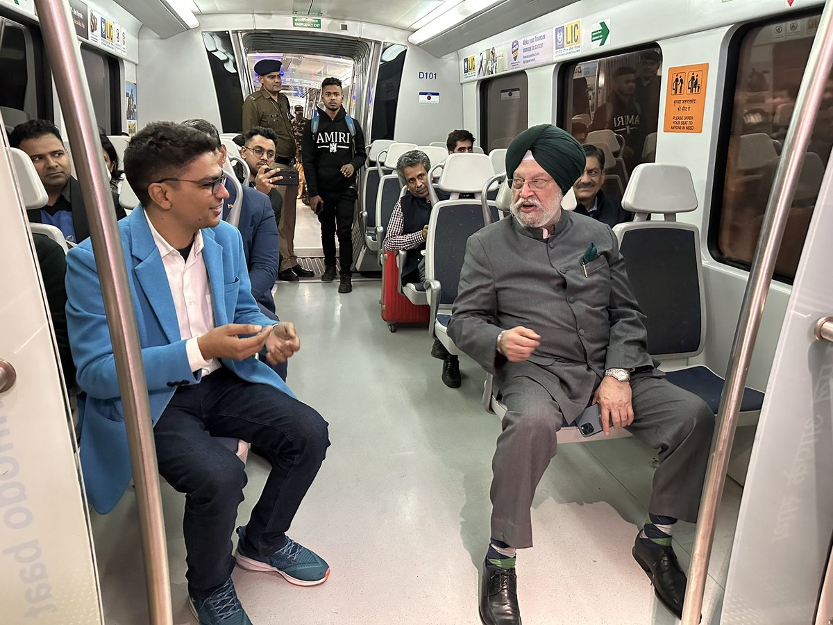 Hardeep Singh Puri (@hardeepspuri) on Twitter photo दिल्लीवालों की प्यारी
मेट्रो रेल की सवारी
On board the Airport Line of <a href="/OfficialDMRC/">Delhi Metro Rail Corporation</a> on my way to participate in the Sansthapna Diwas Celebrations of <a href="/official_dda/">Delhi Development Authority</a> at Yashobhoomi.
Delhi’s favourite, green, clean, efficient & affordable mode of urban commute.
<a href="/PMOIndia/">PMO India</a> दिल्लीवालों की प्यारी
मेट्रो रेल की सवारी
On board the Airport Line of <a href="/OfficialDMRC/">Delhi Metro Rail Corporation</a> on my way to participate in the Sansthapna Diwas Celebrations of <a href="/official_dda/">Delhi Development Authority</a> at Yashobhoomi.
Delhi’s favourite, green, clean, efficient & affordable mode of urban commute.
<a href="/PMOIndia/">PMO India</a>