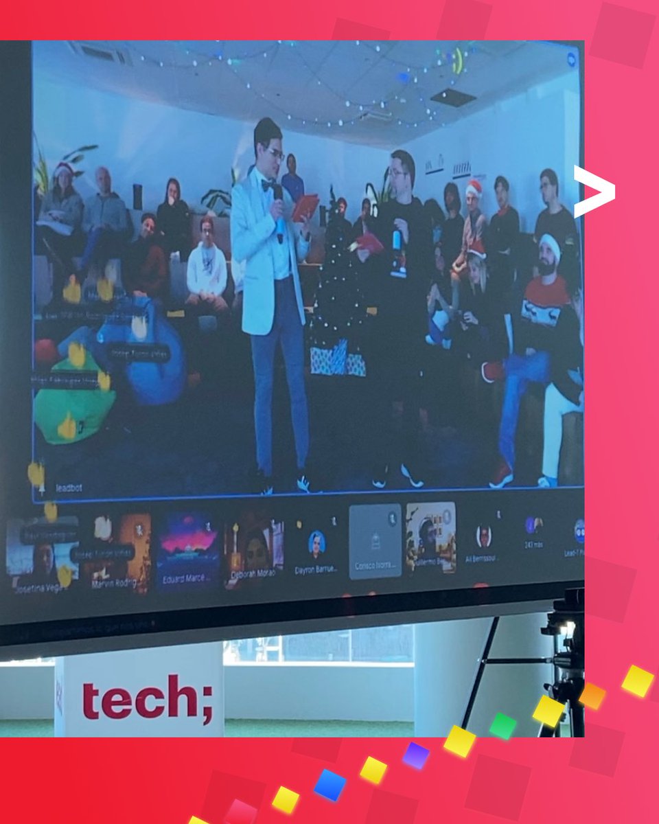 leadtech_social's tweet image. 𝘾𝙤𝙢𝙥𝙖𝙧𝙩𝙞𝙢𝙤𝙨 𝙡𝙤 𝙦𝙪𝙚 𝙣𝙤𝙨 𝙪𝙣𝙚… ¡felices fiestas! 🎉

En esta última gala del año disfrutamos de la compañía de nuestros/as leadtechers y de algunos consejos para estas señaladas fechas.

¿Y tú, cómo vas a disfrutar estas fechas? 

#Leadtech #Talent