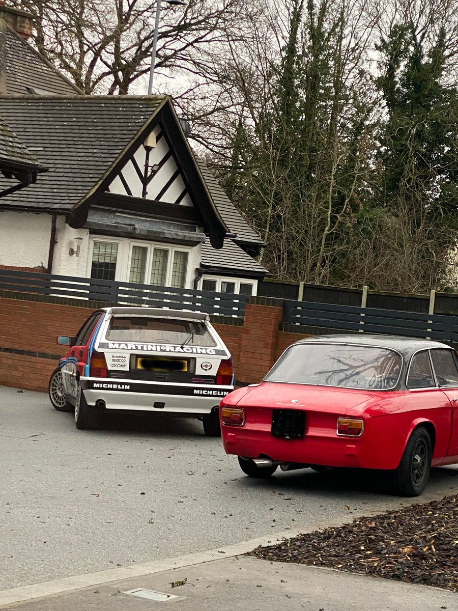 My kind of people!

#Lancia #AlfaRomeo #Clssiccars