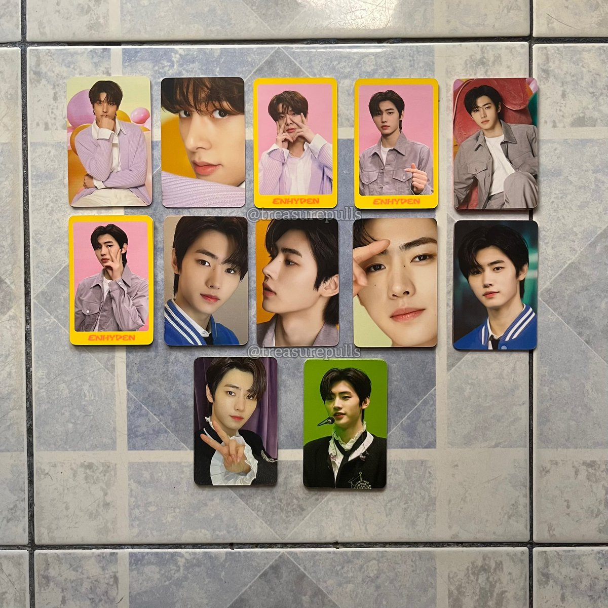 treasurepulls's tweet image. wts lfb ph 

onhand official enhypen dicon dfesta mini edition photocards tingi member

• 30 ea pc

- free pf if taking 3 or more !
 
mop: GCash, shopee cod
mod: sco, direct ggx &amp;amp; jnt, sdd  
 
cod link:
shopee.ph/product/301022…

heeseung jay jake sunghoon sunoo jungwon ni-ki niki