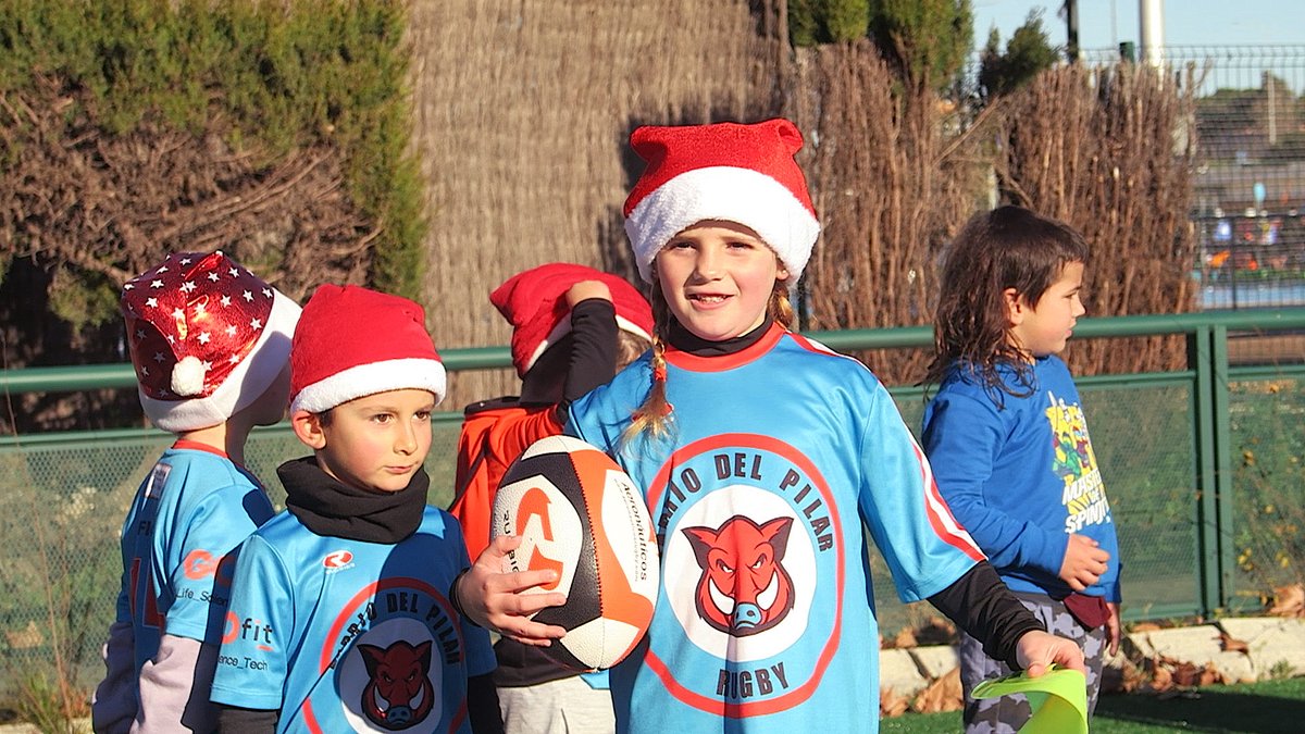 Despedimos 2023 muy contentos. Pese a que seamos nuevos, nos gustar ser de donde somos y crecer entre nuestros vecinos. Somos muy del Barrio del Pilar. Estamos preparados para 2024 y queremos seguir jugando al rugby. Y así haremos.
