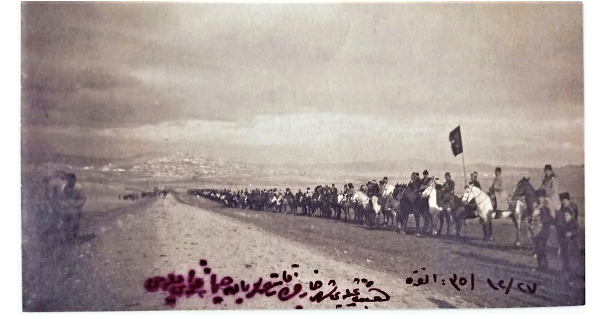 yunkeles's tweet photo. Cumhuriyetimizin kurucusu Mustafa Kemal Atatürk’ü milli egemenlik mücadelesin kalbi olan Ankara’ya gelişinin 104. Yılında rahmetle, minnetle anıyorum. https://t.co/CfaEjbFSR9