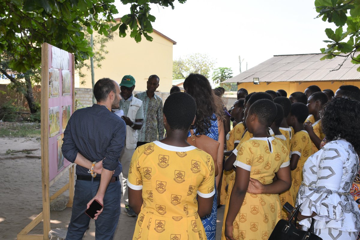 EuropeInGhana's tweet photo. Proud of students and teachers of St. Mary Roman Catholic School in Accra who showed off their green thumb ability and how they have been protecting the #climate by setting up a #schoolgarden when we visited their school with @AccraMetropolis during the #EUClimateWeek last month. https://t.co/P3OwTTWx3s