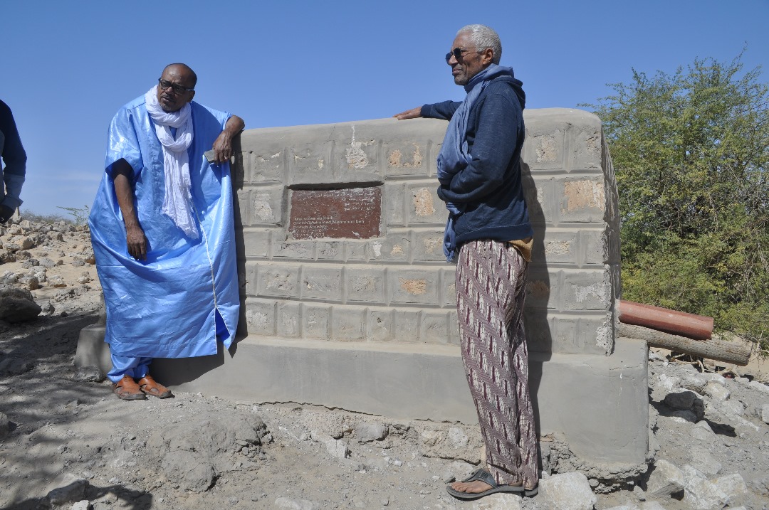 UnescoBamako's tweet photo. Dans le cadre de la sensibilisation des acteurs sur les mesures de réparations collectives dans l'affaire de Ahmad Al Faqi Al Mahdi, @UnescoBamako a organisé une visite du chantier de réhabilitation du mur de clôture du cimetière Sidi Mahamoud de #Tombouctou le mardi 19/12/23. https://t.co/5DRjjQJjJk