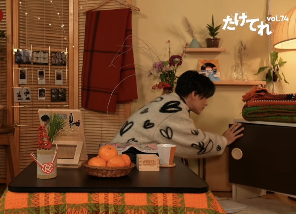 YUI321TAKERU's tweet image. #たけてれ #佐藤健さん #椿本さん
面白すぎた♥️書き初めは 半紙を出すところから良いദ്ദി˶ｰ̀֊ｰ́ )
健画伯最高