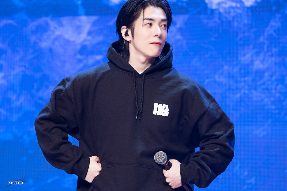 231215 나노의 미리 메리크리스마스 낮공  

멋진 포즈(?)와 얼딩 포즈

#나노 #김나노 #김재호 #재호 #NANO #KIMJAEHO
<a href="/kimnanoise/">NANO (나노)</a>