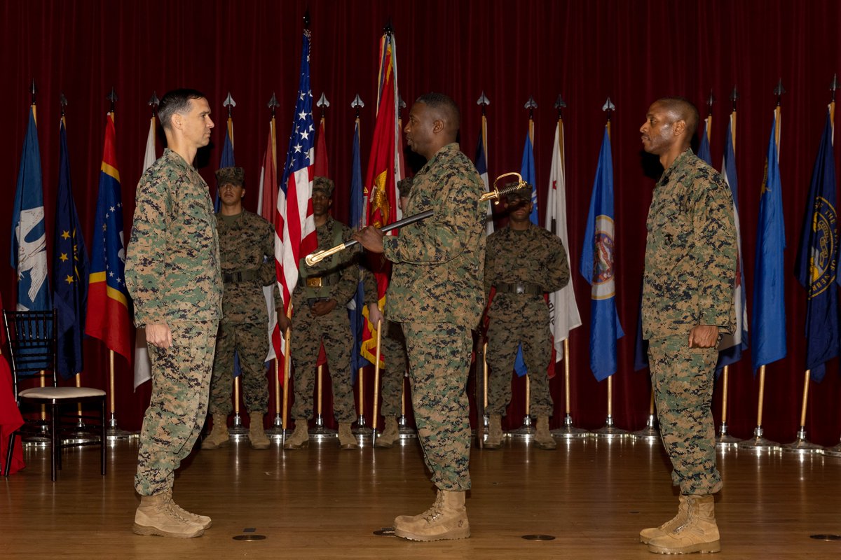 1stMEF's tweet photo. “I look forward to executing the mission, taking care of the Marines and sustain the readiness of the MIG.”

U.S. Marine Corps Sgt. Maj. Theodore G. Ingram III, the incoming sergeant major of I MIG, takes his post as the senior enlisted leader.

#IMIG

📰: https://t.co/astNDBR9Tv https://t.co/jjbosmh1SB