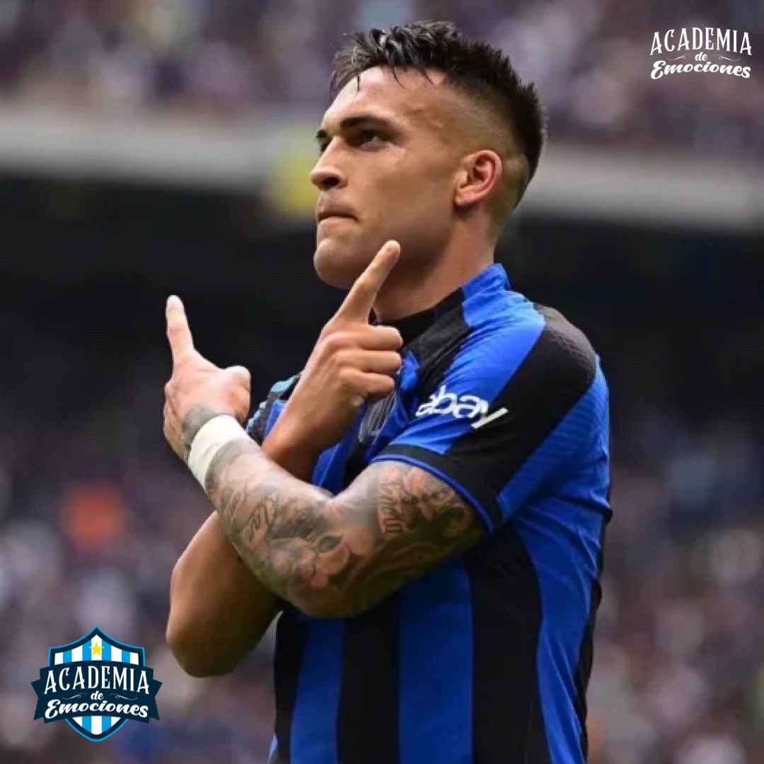 #RacingClub | TORO ON FIRE 

✅ Lautaro Martínez, nuestro hijo del Tita, fue el máximo artillero argentino 2023 con 43 goles convertidos…