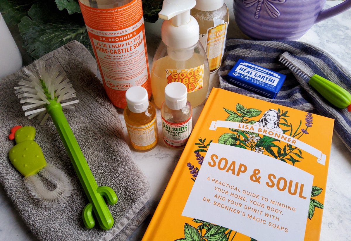 momknowsbest15's tweet photo. If you are looking for ways to make non-toxic cleaners, you need to check out Soap & Soul. This book is filled with information about green living and how to clean your home without toxic cleaners. https://t.co/a130MKwGku #drbronner #greencleaning #nontoxiccleaning https://t.co/JxVABdyrVi