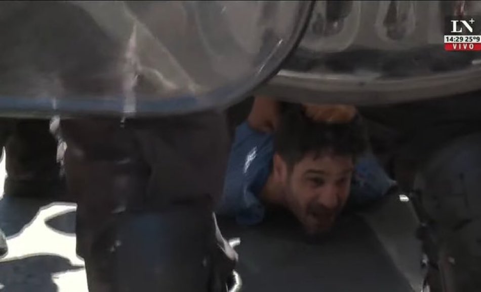 vulgarcite's tweet photo. Como empezó / Como terminó 🤭 https://t.co/osru6ude9o
