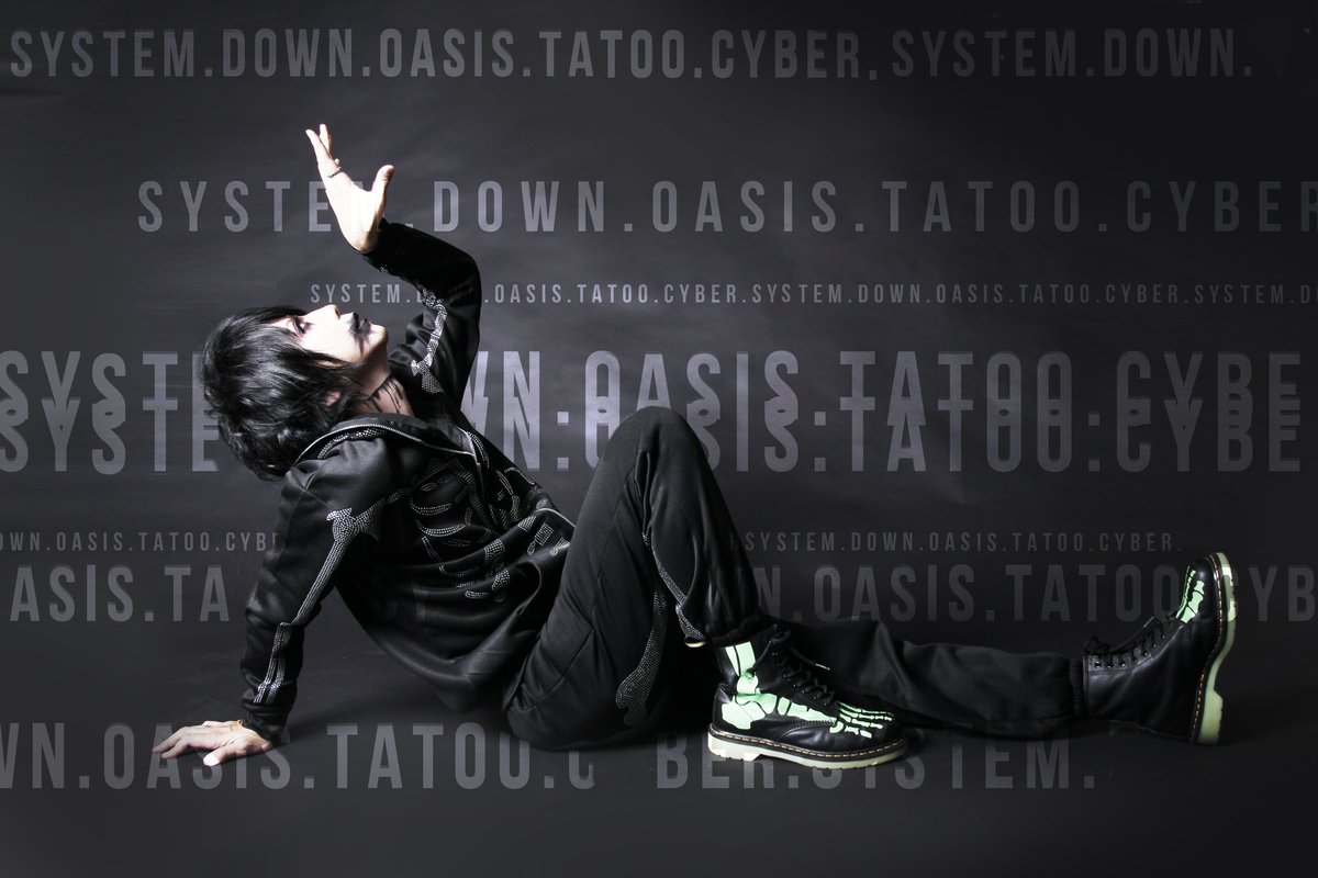 Клип KISUI (Phobia) - HANSEL
vk.com/wall-26788782_…

 #jrock #visualkei #KISUI #Phobia