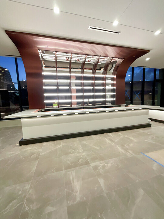 IBCInc1's tweet image. Take a walk through the lobby of Cascade Hotel—the work of IBC Carpentry is everywhere! 

#plazakc #cascadehotel #hotelconstruction #webuildkc