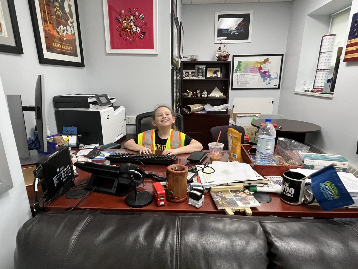 MWRTA_Admn's tweet photo. The @mwrta had a new helper today! Sophia is natural leader, and looks ready to take on the #transportation world!

#Leader #TakeYourDaughterToWork #transit #PublicTransit #TomorrowsLeader https://t.co/2ZaZ5TD5CI