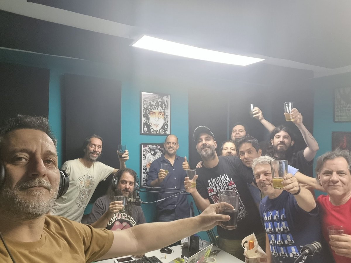 Como dijo el CEO, "Por un año Dinamero".
Salute!!!
<a href="/bbsanzo/">bbsanzo</a> <a href="/RodParanormal/">Rod</a> <a href="/rock_pix/">El Gallo 🇦🇷⭐️⭐️⭐️</a> <a href="/FB_Nando/">FB</a> <a href="/cuchicalderon/">Cuchi Calderón</a> <a href="/Cirujanoderadio/">Agustín ''Chicharras'' Leira</a> <a href="/AndoSaku/">Andy Saku</a> <a href="/UnDinamo/">UnDinamo</a> <a href="/Costhanzo/">Costhanzo</a>